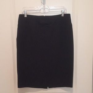 Black skirt figure shaping skirt